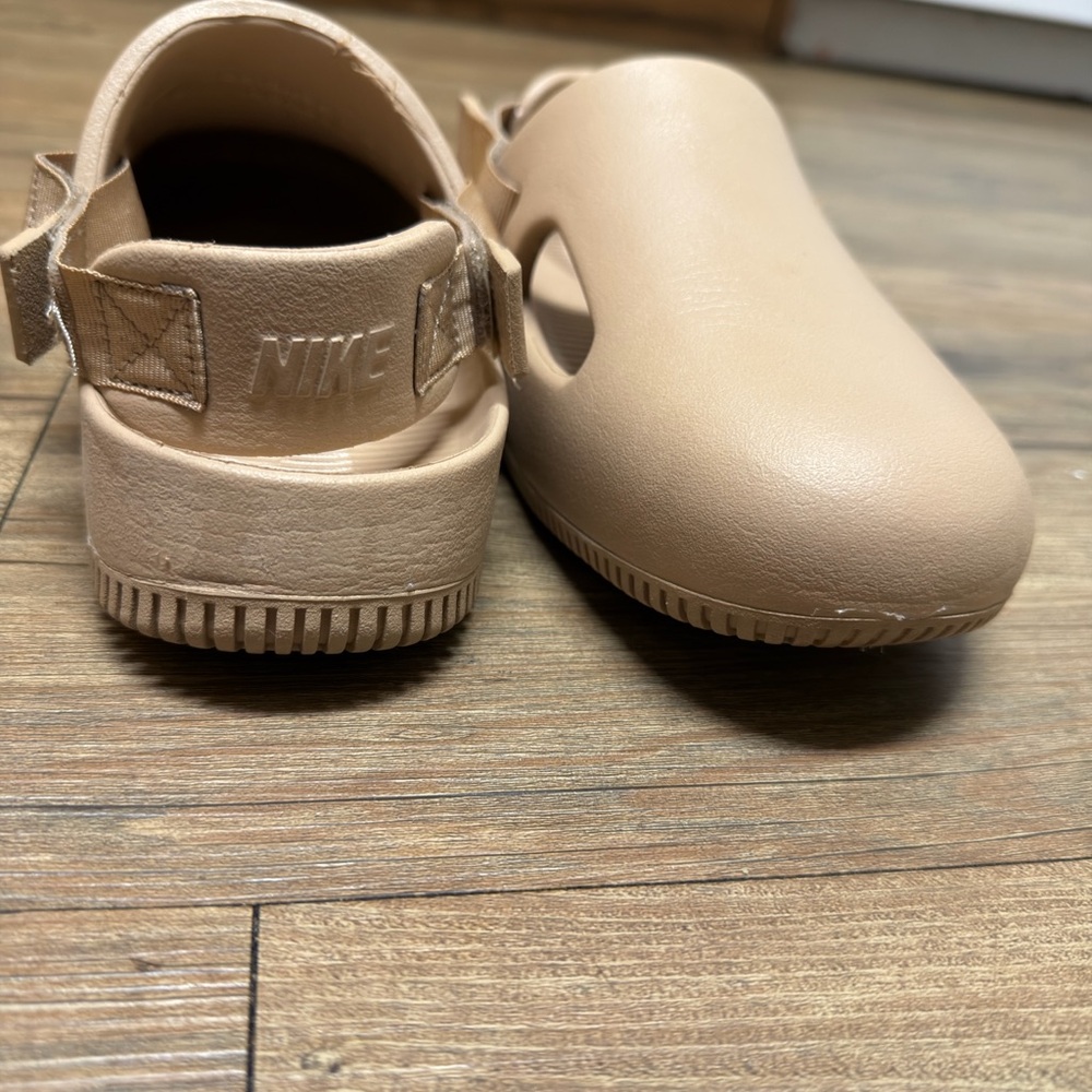 Nike Tan Women's Mules - Picture 2 of 4